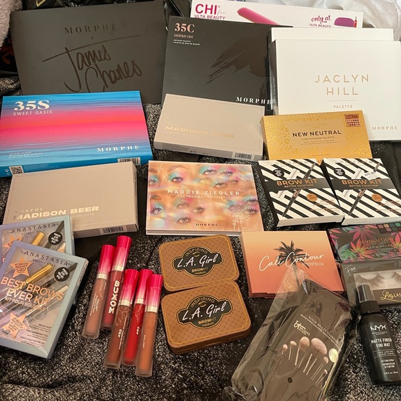 Luxury Makeup